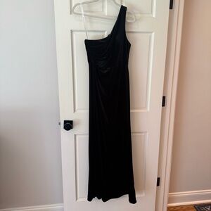 Azazie Black One-Shoulder formal/bridesmaid Gown in velvet